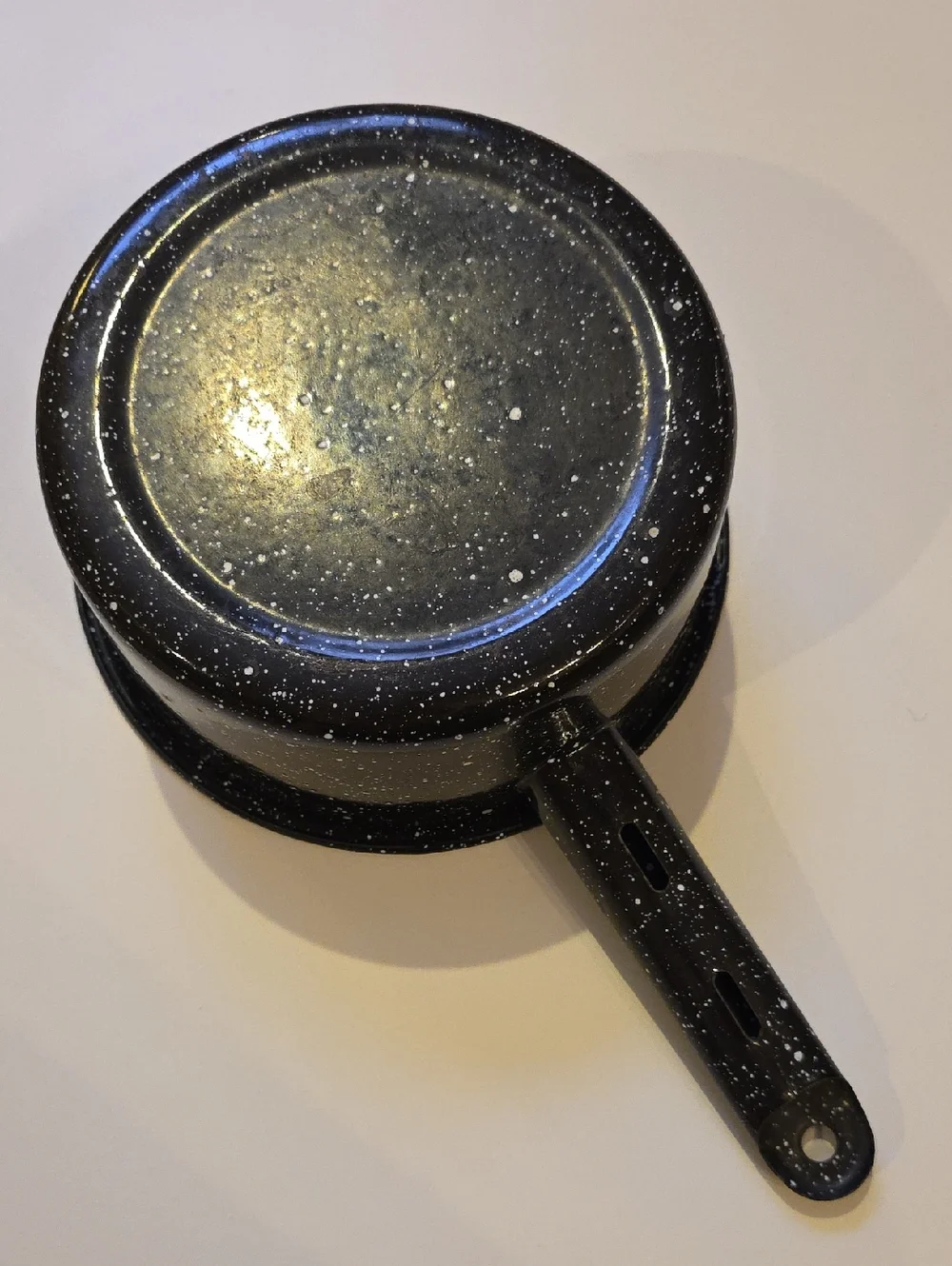 Granite Black Speckled Enamel Saucepan - Classic Home Kitchen